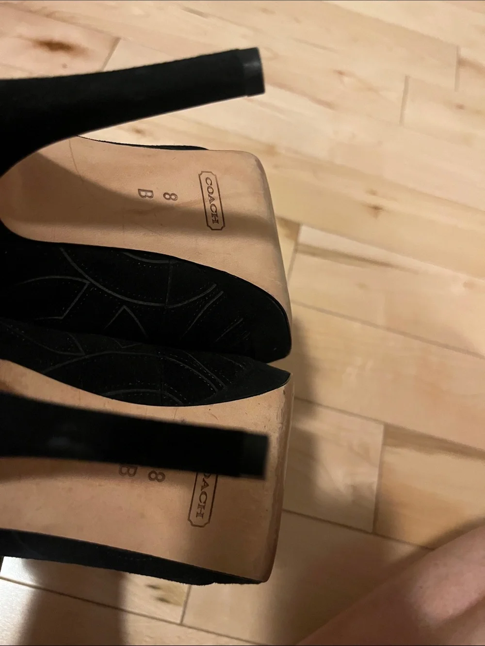 Coach sophisticated black